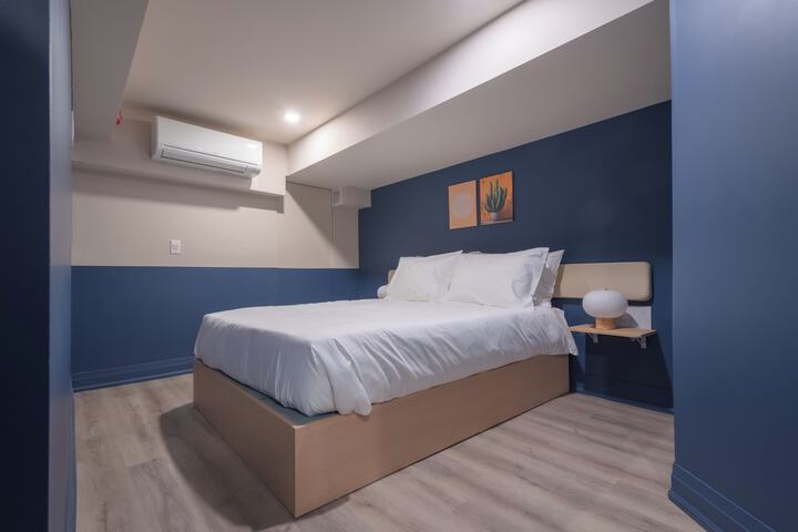 Room 7 of 29