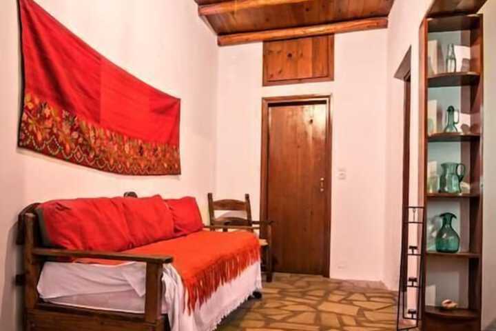 Room 18 of 32