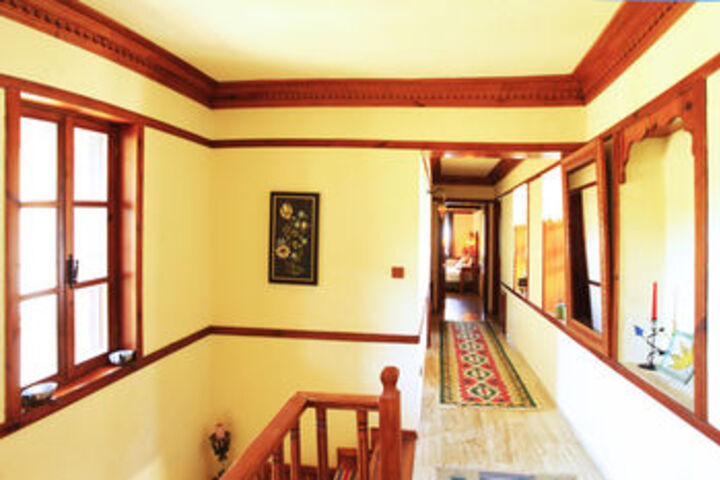 Ballroom/Hall 52 of 78