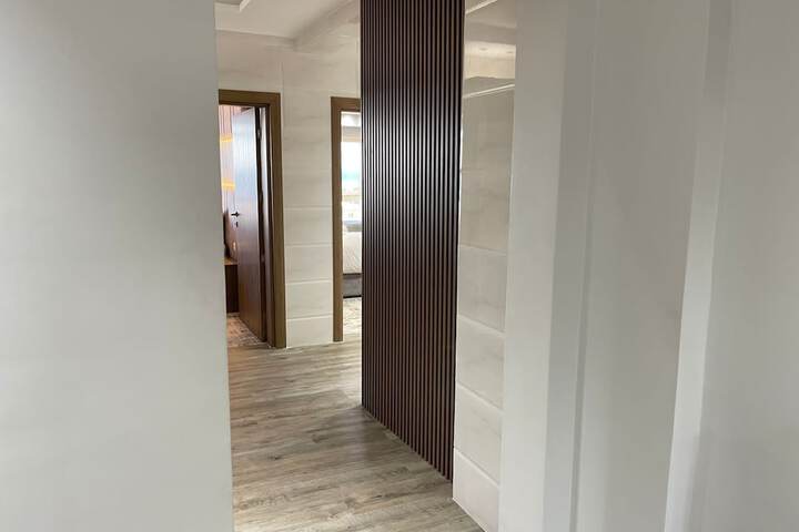 Room 34 of 68