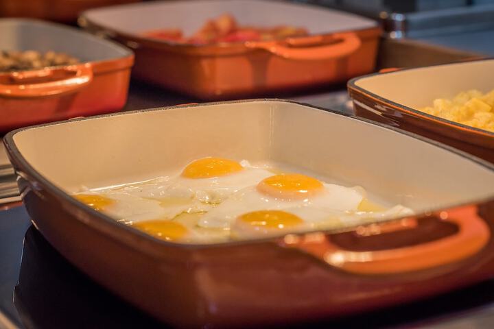 Breakfast/Coffee Service 106 of 162
