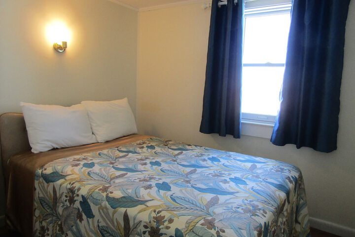 Room 37 of 219