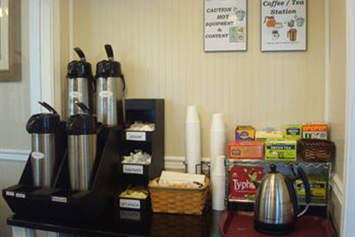 Breakfast/Coffee Service 7 of 56