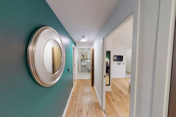 Room 201 of 296