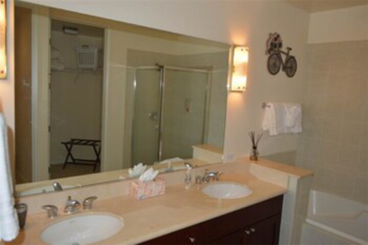 Room 3 of 25