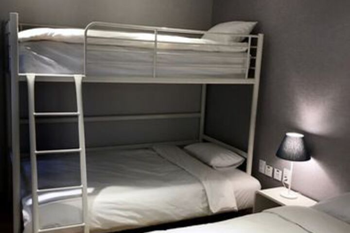 Room 15 of 39
