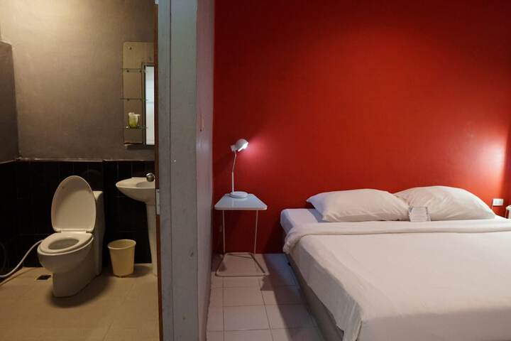 Room 25 of 59