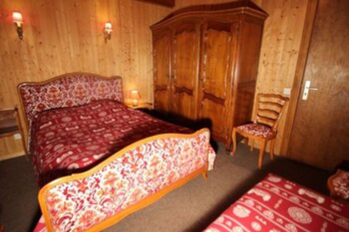 Room 14 of 39