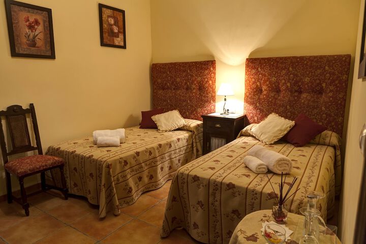 Room 5 of 34
