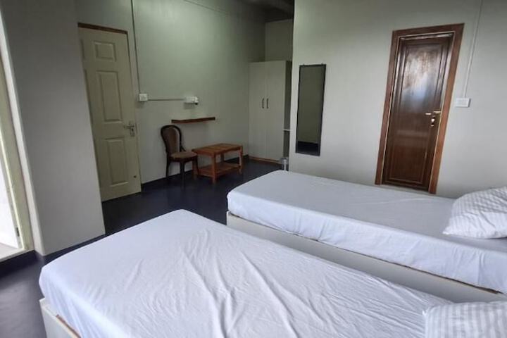 Room 9 of 58