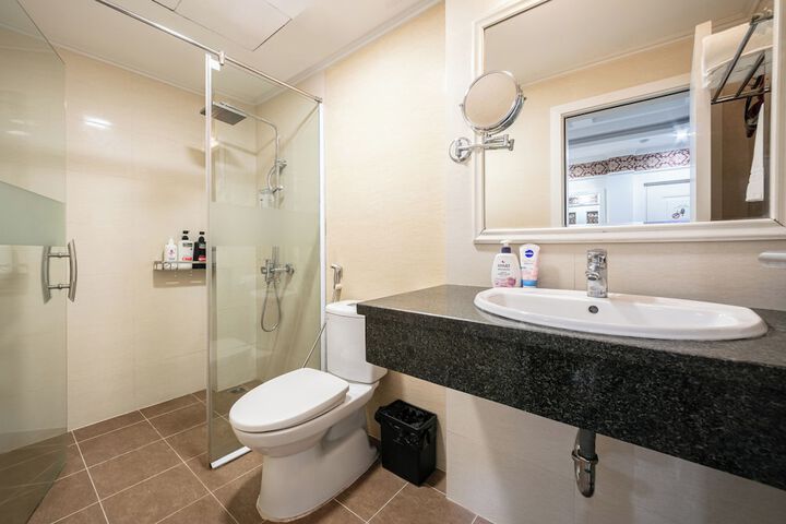 Room 19 of 22