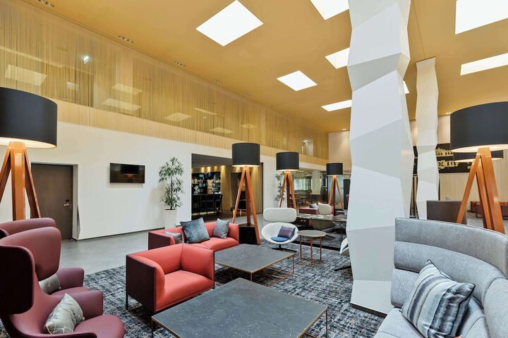 Guest Lobby