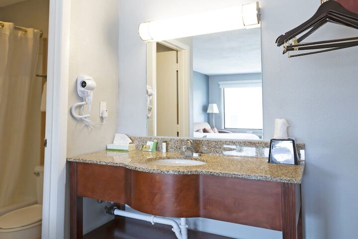 2 Double Bed Room (7 of 14)