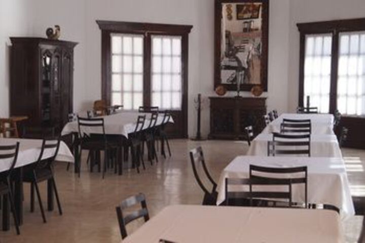 Dining 59 of 60