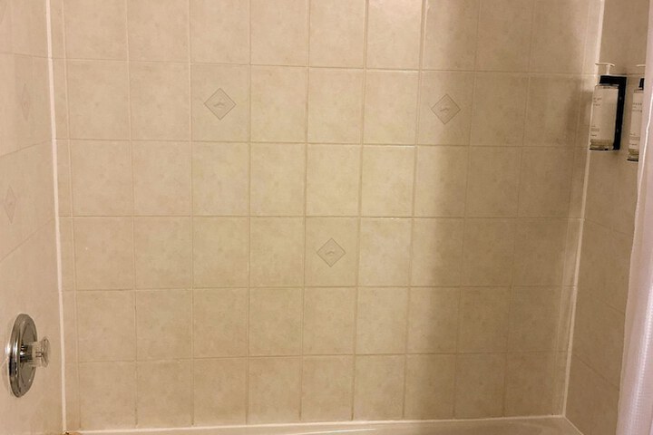Room 89 of 183