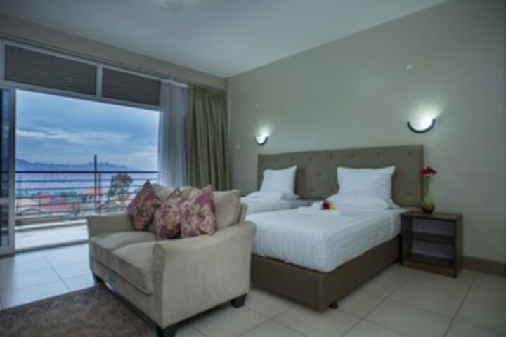 Room 28 of 30