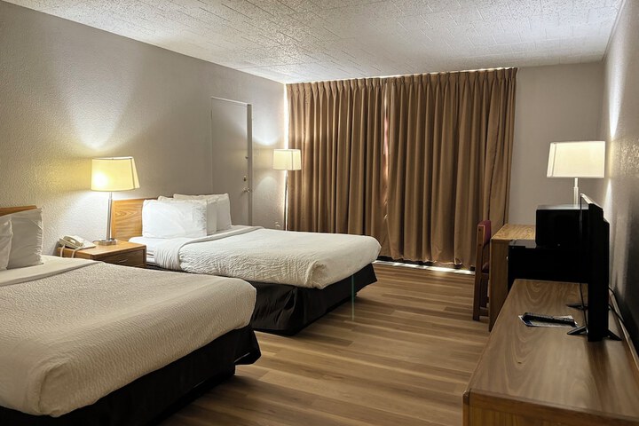 Room 7 of 26