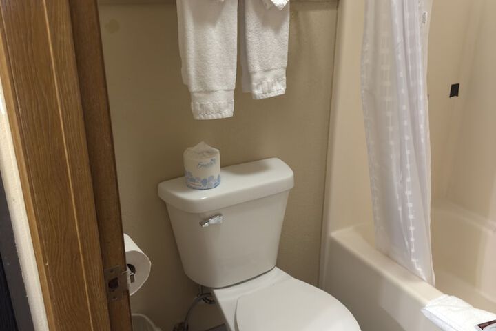 Room 21 of 36