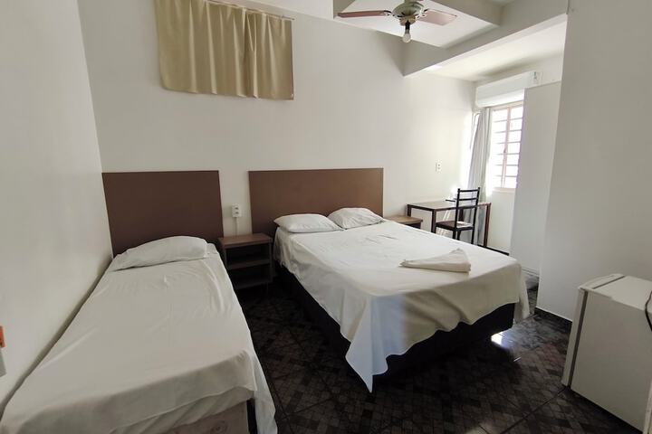 Room 33 of 50