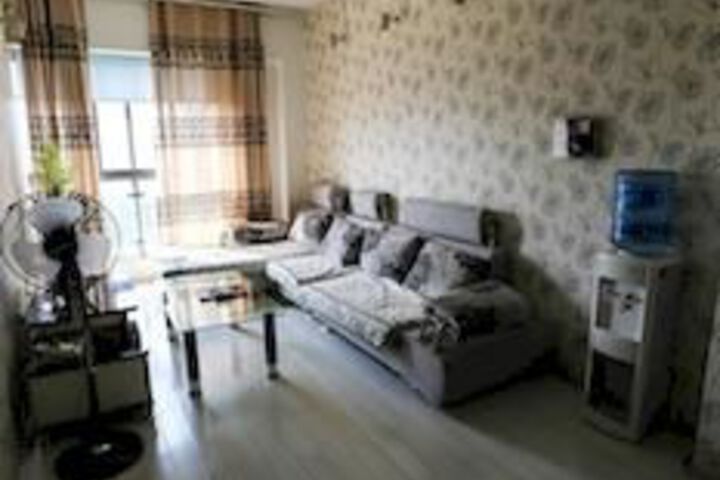 Room 90 of 93