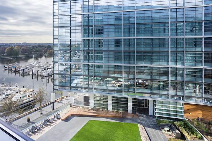Canopy by Hilton Washington DC The Wharf