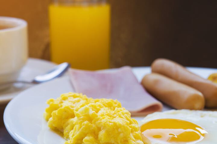 Breakfast buffet