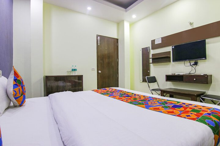 Room 19 of 27