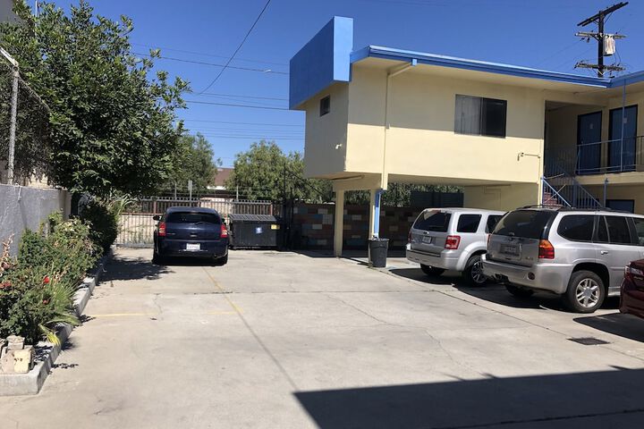 Property Grounds 9 of 12