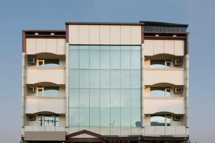 OYO 6647 Om Hari Residency
