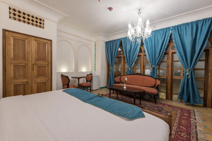 Room 2 of 12
