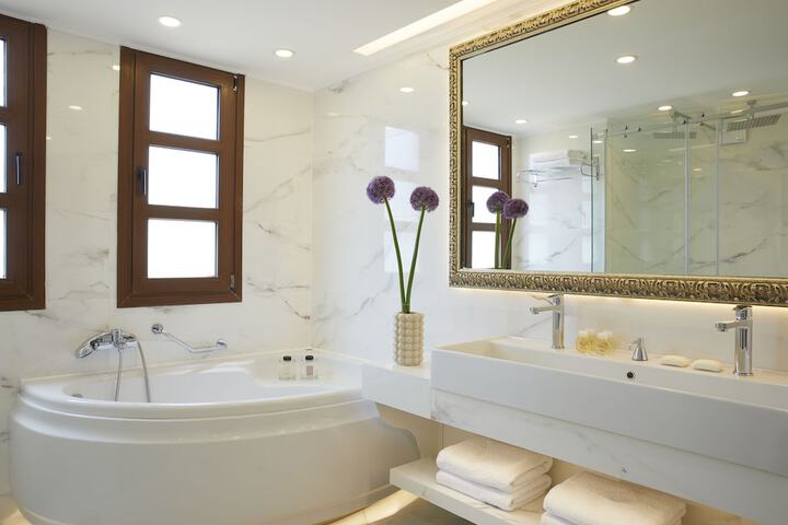Bath Interior