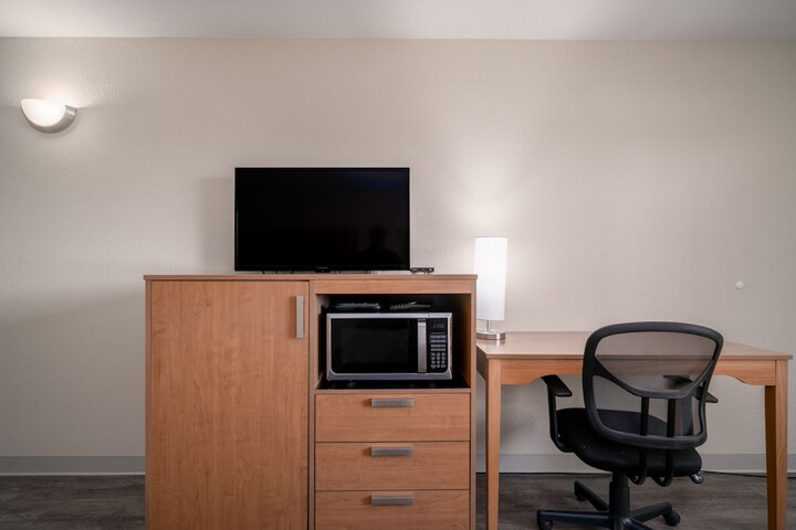 Room 11 of 17