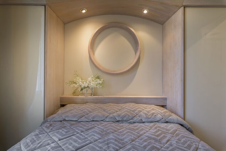 Room 10 of 31