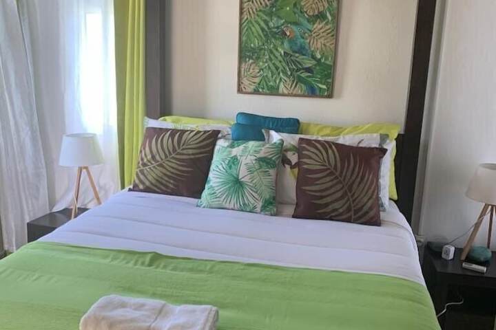 Room 2 of 42