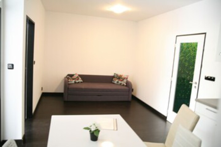 Room 111 of 275