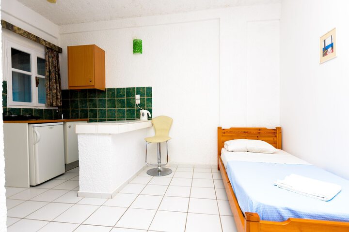 Room 31 of 65