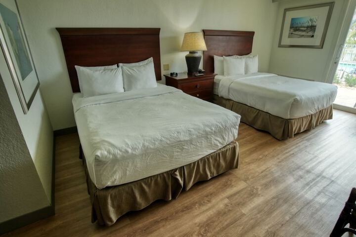 2 Queen Beds Marina View (1 of 15)