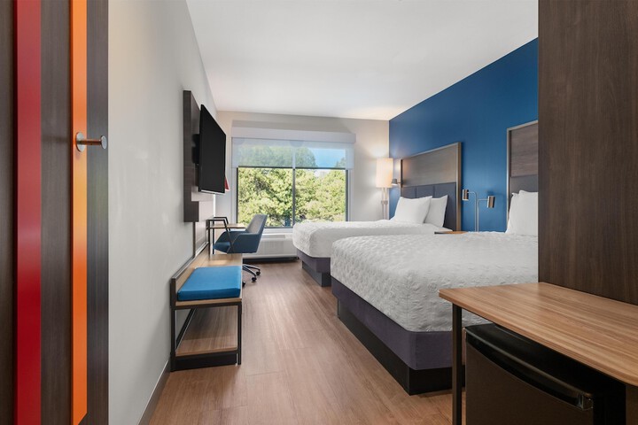 Room 15 of 54