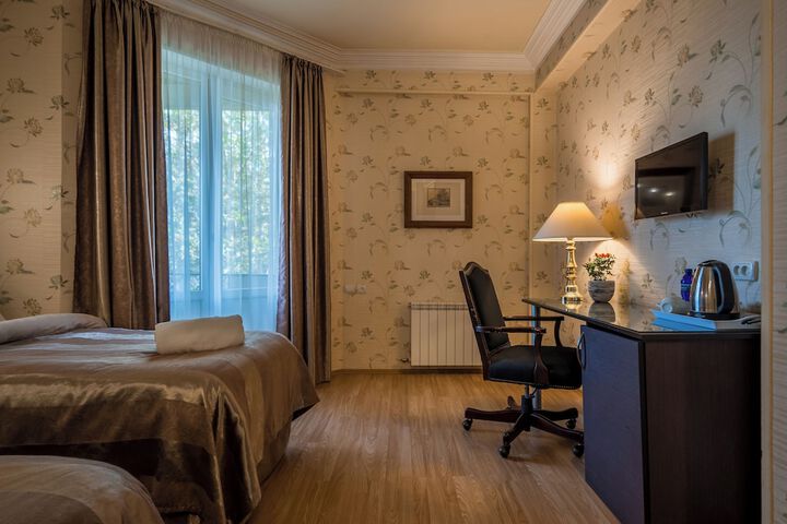 Room 72 of 139