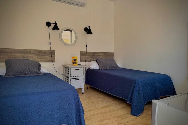 Room 2 of 17