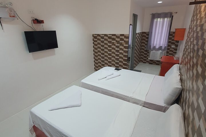 Room 10 of 65