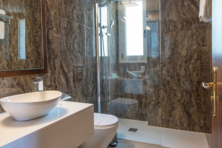 Bath Interior