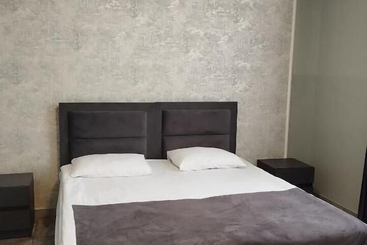 Room 7 of 30