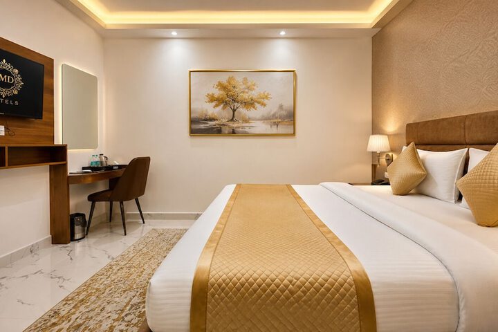 Room 10 of 22