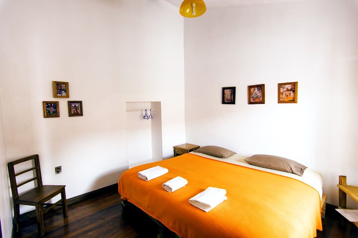 Room 20 of 66