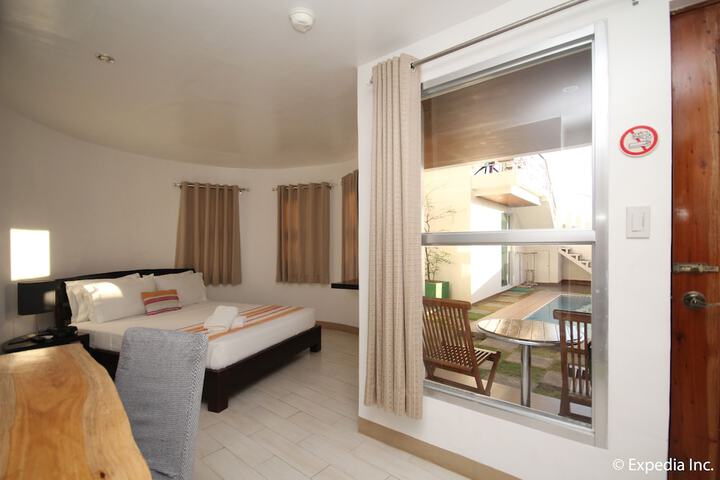 Room 8 of 29