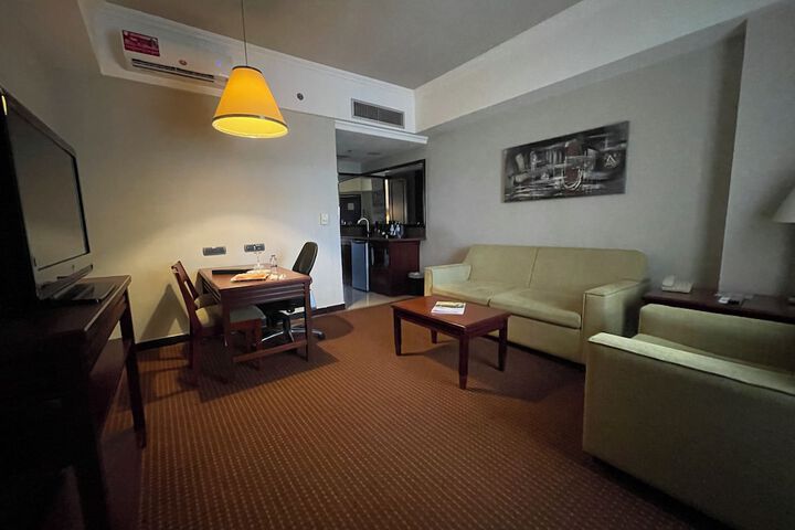 Room 51 of 91