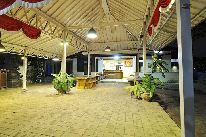Hotel 2 of 50