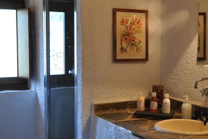 Room 28 of 56