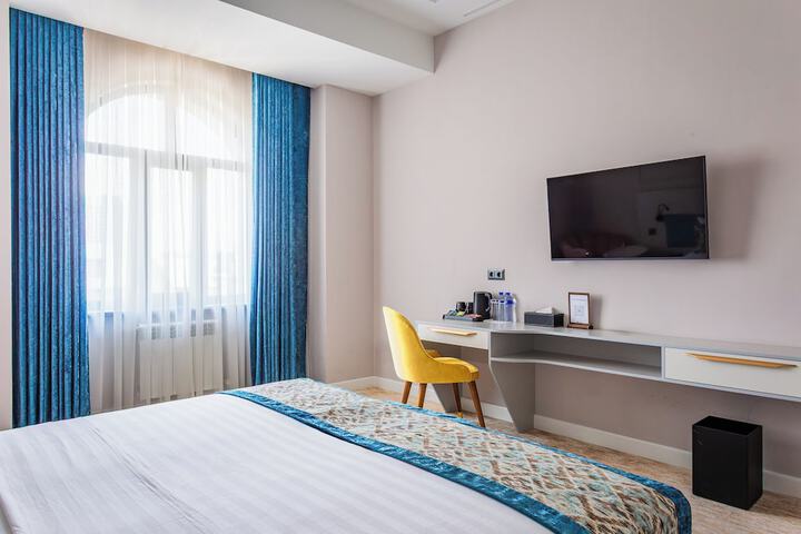 Room 5 of 26